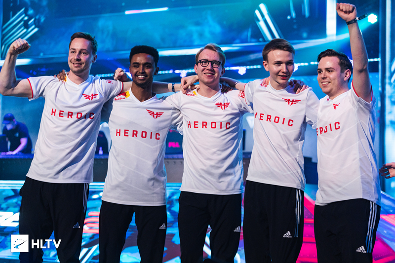 表现相对稳 表现相对稳